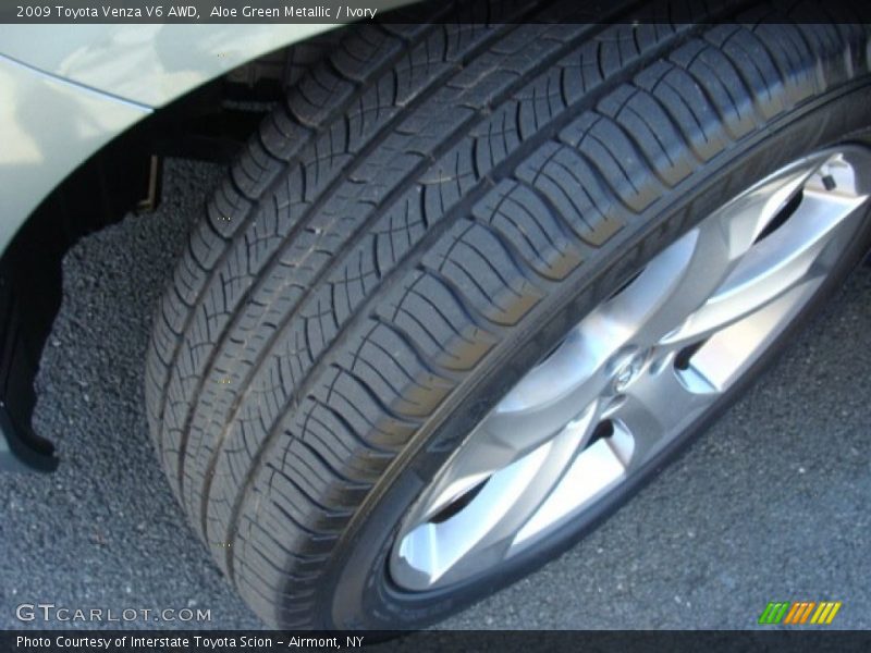 Aloe Green Metallic / Ivory 2009 Toyota Venza V6 AWD