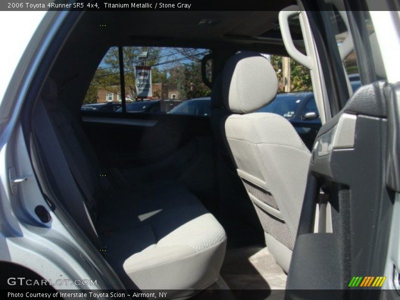 Titanium Metallic / Stone Gray 2006 Toyota 4Runner SR5 4x4
