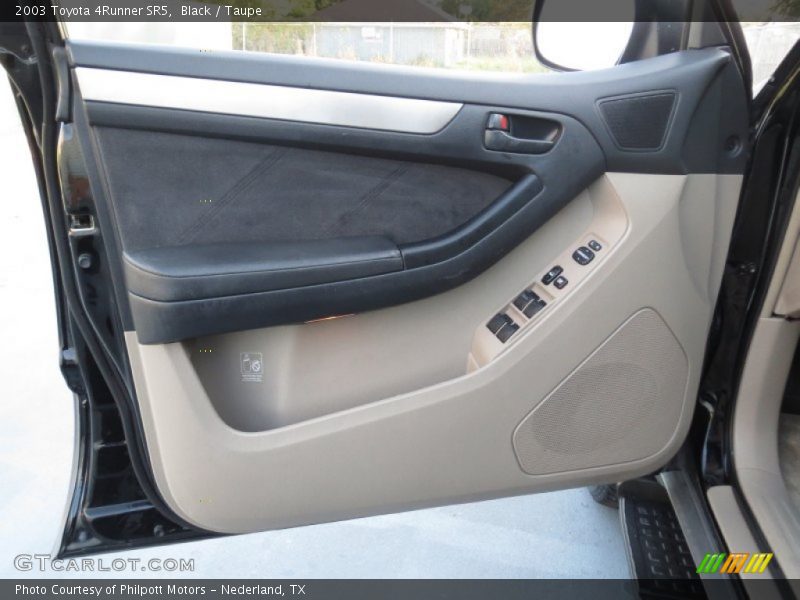 Black / Taupe 2003 Toyota 4Runner SR5