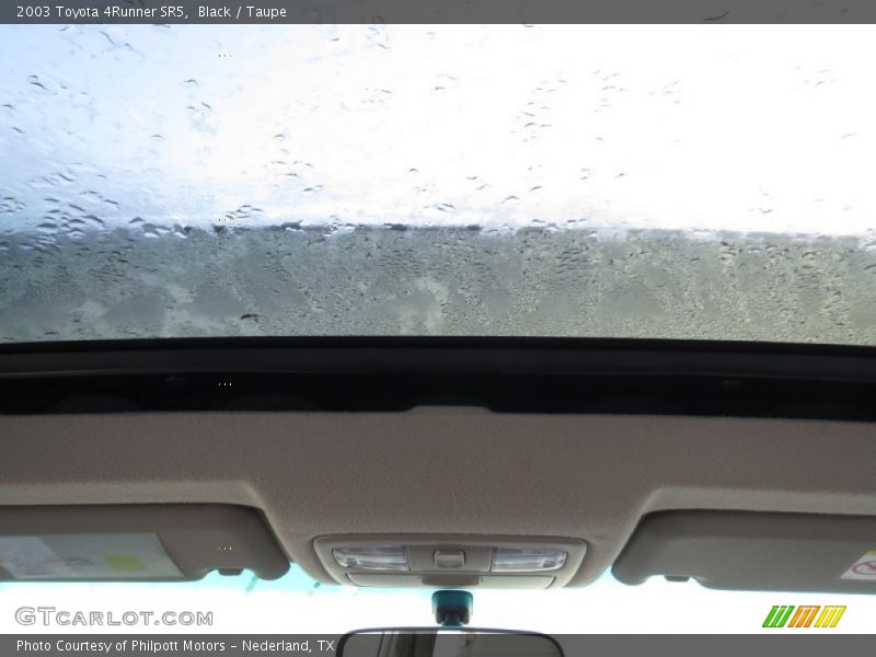Black / Taupe 2003 Toyota 4Runner SR5