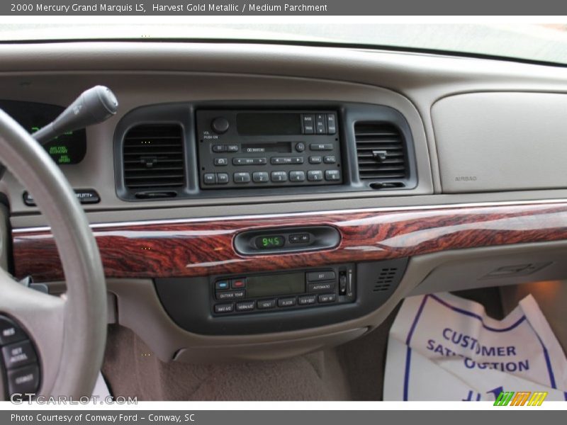 Harvest Gold Metallic / Medium Parchment 2000 Mercury Grand Marquis LS