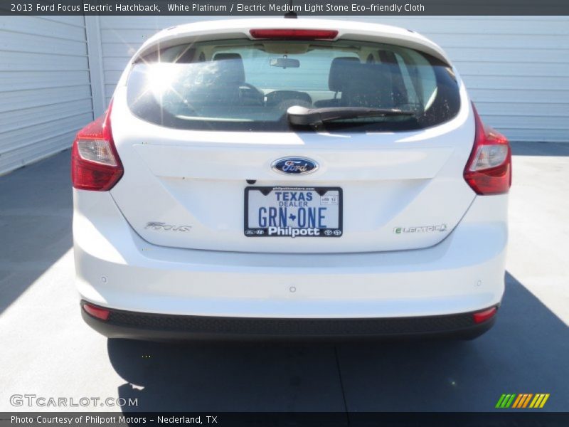 White Platinum / Electric Medium Light Stone Eco-friendly Cloth 2013 Ford Focus Electric Hatchback