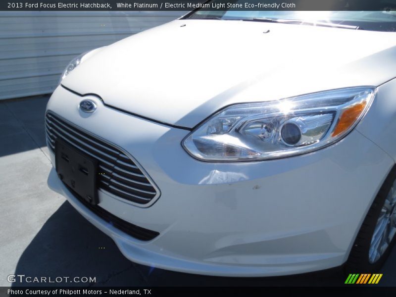 White Platinum / Electric Medium Light Stone Eco-friendly Cloth 2013 Ford Focus Electric Hatchback