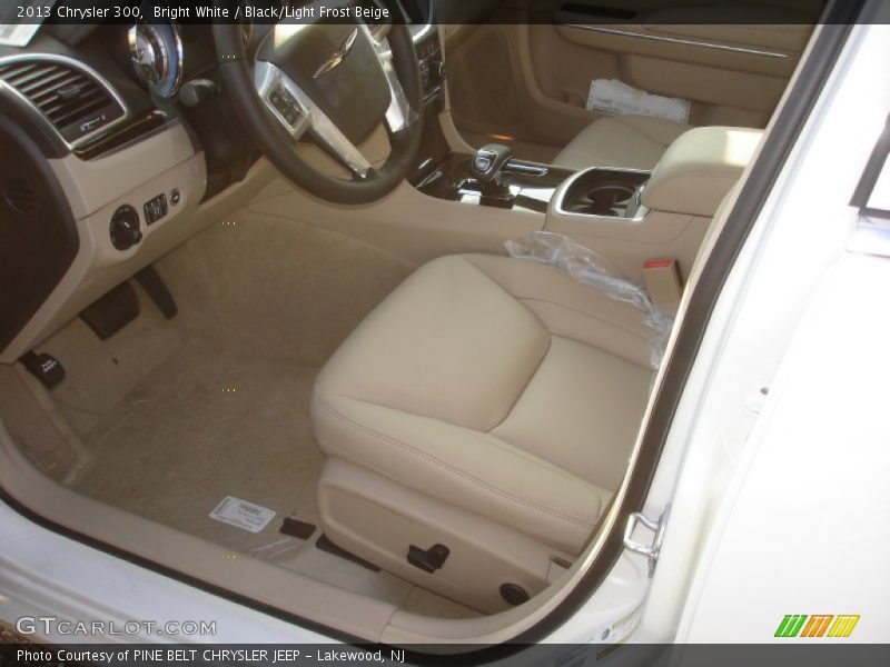 Bright White / Black/Light Frost Beige 2013 Chrysler 300