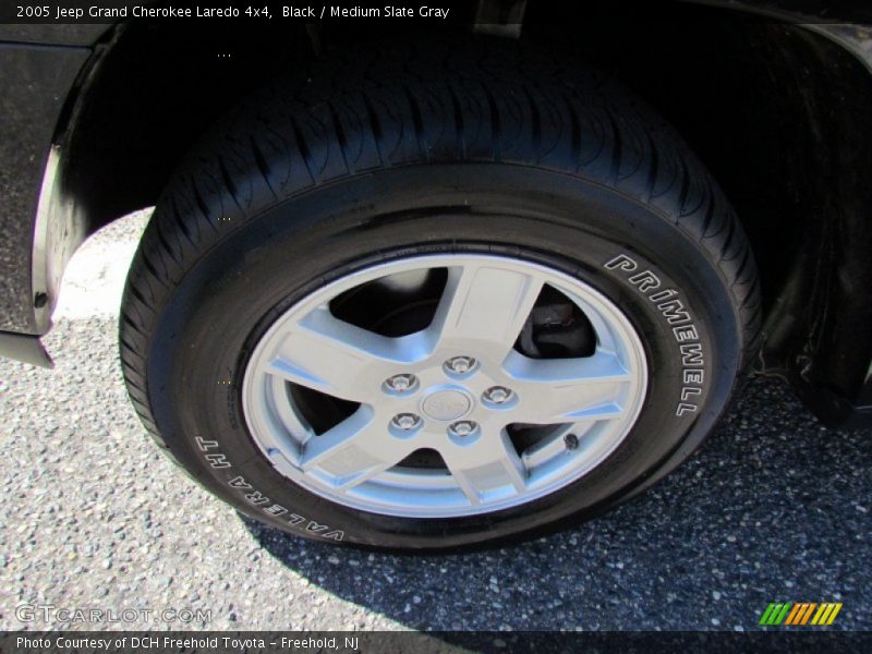 Black / Medium Slate Gray 2005 Jeep Grand Cherokee Laredo 4x4