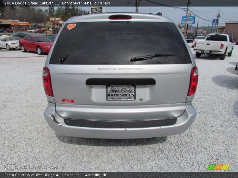 Bright Silver Metallic / Khaki 2004 Dodge Grand Caravan SE
