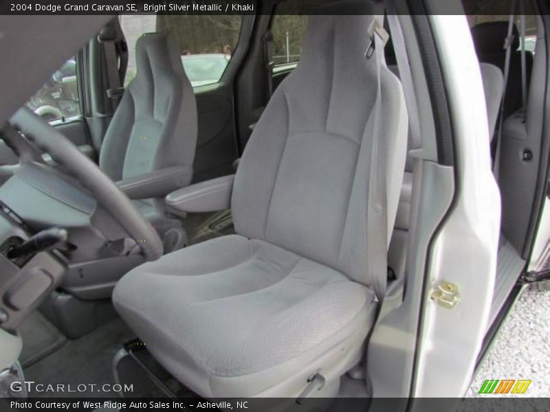Bright Silver Metallic / Khaki 2004 Dodge Grand Caravan SE