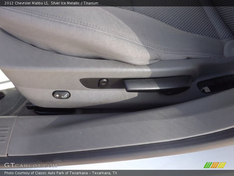 Silver Ice Metallic / Titanium 2012 Chevrolet Malibu LS