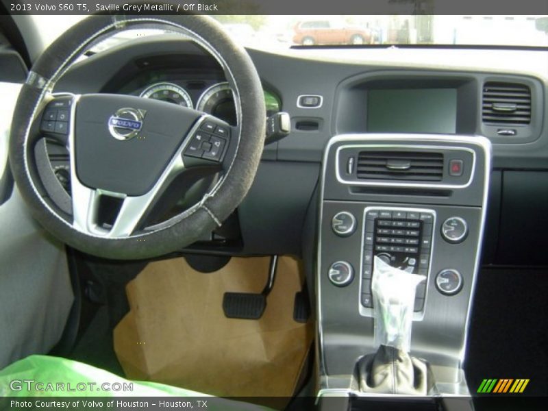 Saville Grey Metallic / Off Black 2013 Volvo S60 T5