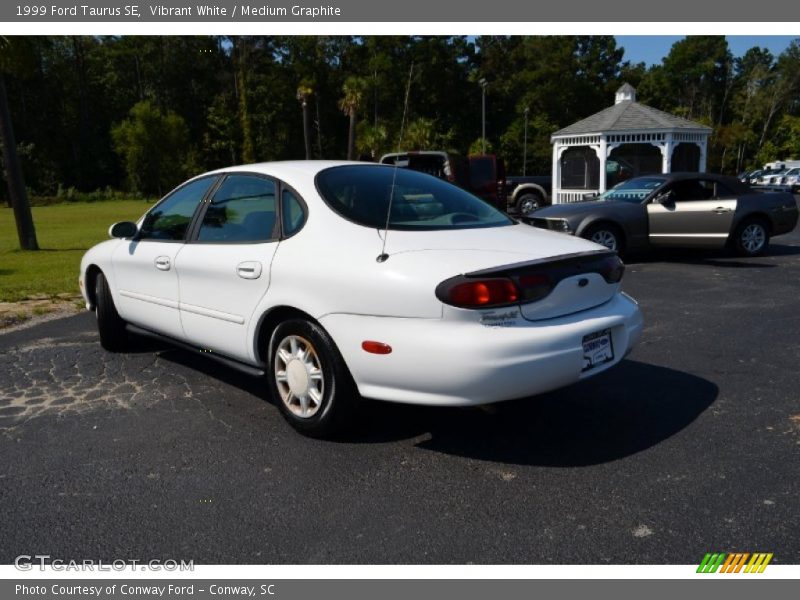Vibrant White / Medium Graphite 1999 Ford Taurus SE