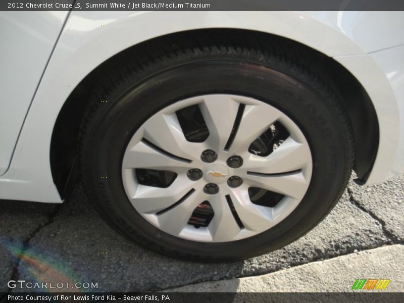 Summit White / Jet Black/Medium Titanium 2012 Chevrolet Cruze LS
