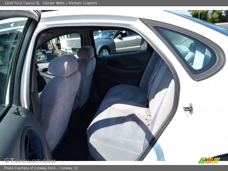 Rear Seat of 1999 Taurus SE