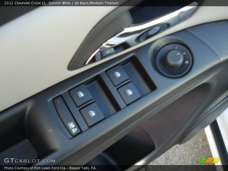 Summit White / Jet Black/Medium Titanium 2012 Chevrolet Cruze LS