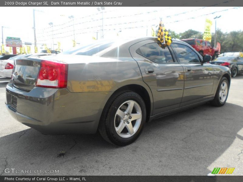 Dark Titanium Metallic / Dark Slate Gray 2009 Dodge Charger SE