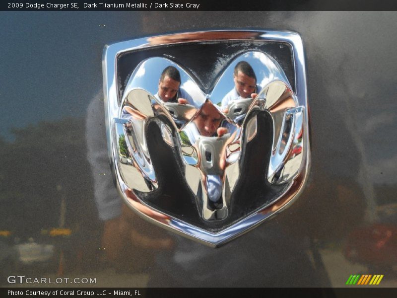 Dark Titanium Metallic / Dark Slate Gray 2009 Dodge Charger SE