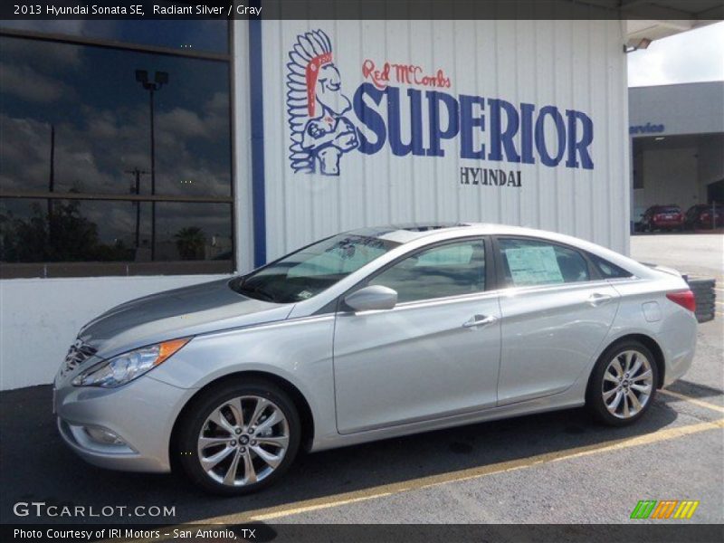 Radiant Silver / Gray 2013 Hyundai Sonata SE