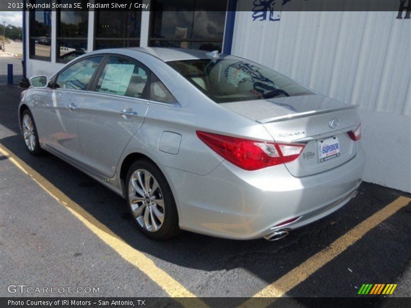 Radiant Silver / Gray 2013 Hyundai Sonata SE