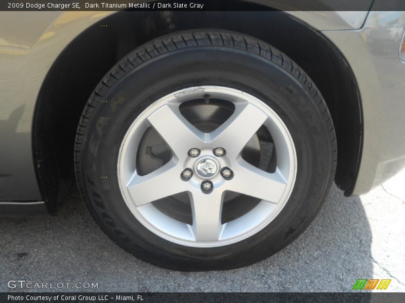 Dark Titanium Metallic / Dark Slate Gray 2009 Dodge Charger SE