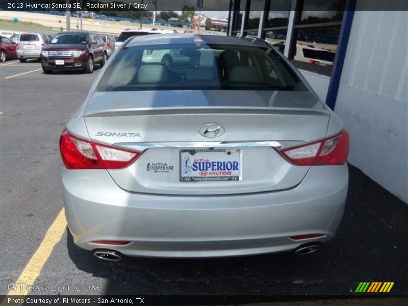 Radiant Silver / Gray 2013 Hyundai Sonata SE