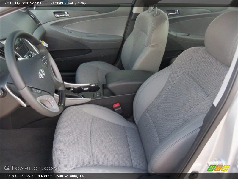 Radiant Silver / Gray 2013 Hyundai Sonata SE