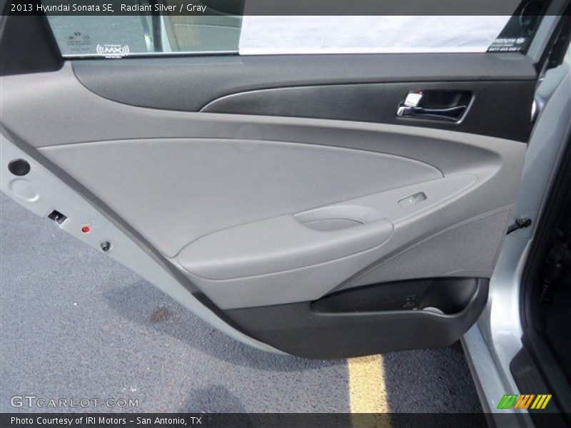 Radiant Silver / Gray 2013 Hyundai Sonata SE