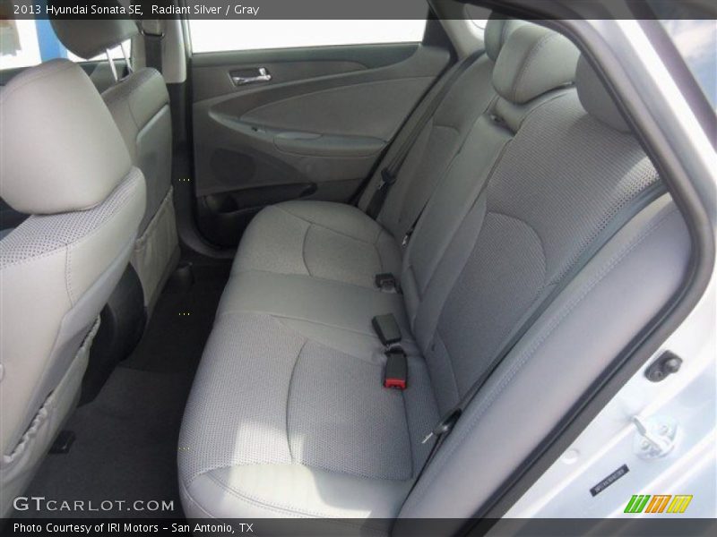 Radiant Silver / Gray 2013 Hyundai Sonata SE