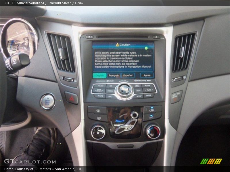 Radiant Silver / Gray 2013 Hyundai Sonata SE