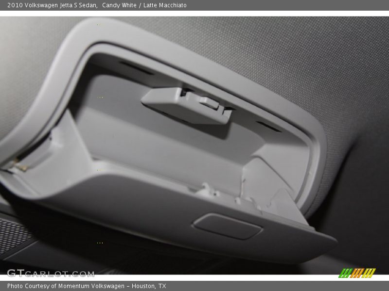 Candy White / Latte Macchiato 2010 Volkswagen Jetta S Sedan