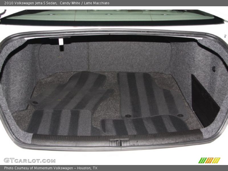 Candy White / Latte Macchiato 2010 Volkswagen Jetta S Sedan