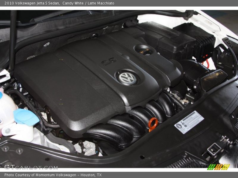 Candy White / Latte Macchiato 2010 Volkswagen Jetta S Sedan