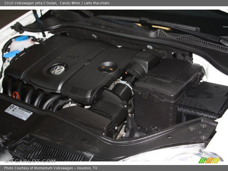 Candy White / Latte Macchiato 2010 Volkswagen Jetta S Sedan