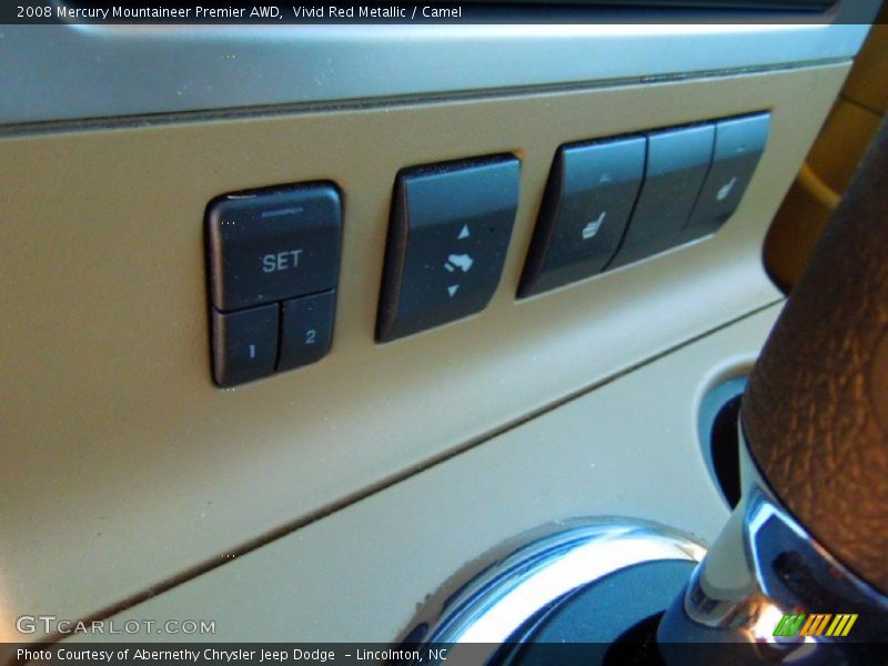 Vivid Red Metallic / Camel 2008 Mercury Mountaineer Premier AWD