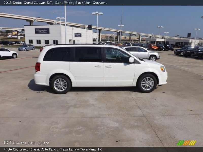 Stone White / Black/Light Graystone 2013 Dodge Grand Caravan SXT