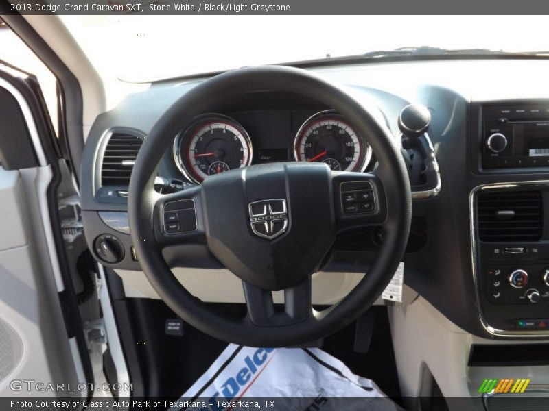 Stone White / Black/Light Graystone 2013 Dodge Grand Caravan SXT