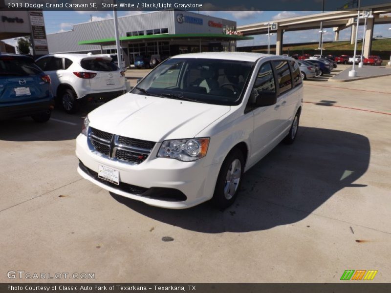 Stone White / Black/Light Graystone 2013 Dodge Grand Caravan SE
