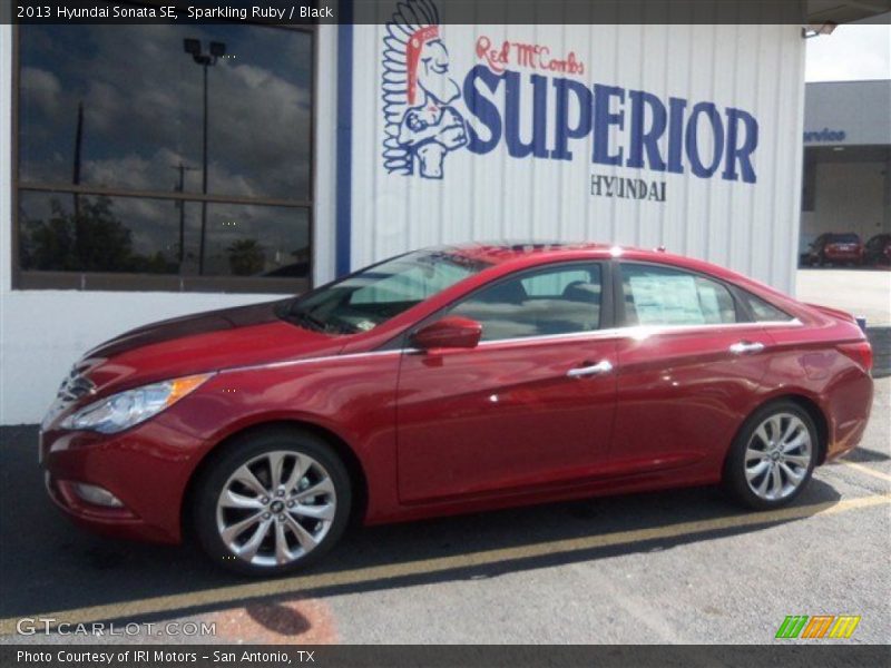 Sparkling Ruby / Black 2013 Hyundai Sonata SE