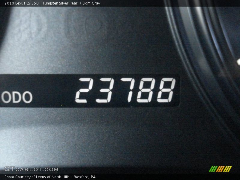 Tungsten Silver Pearl / Light Gray 2010 Lexus ES 350