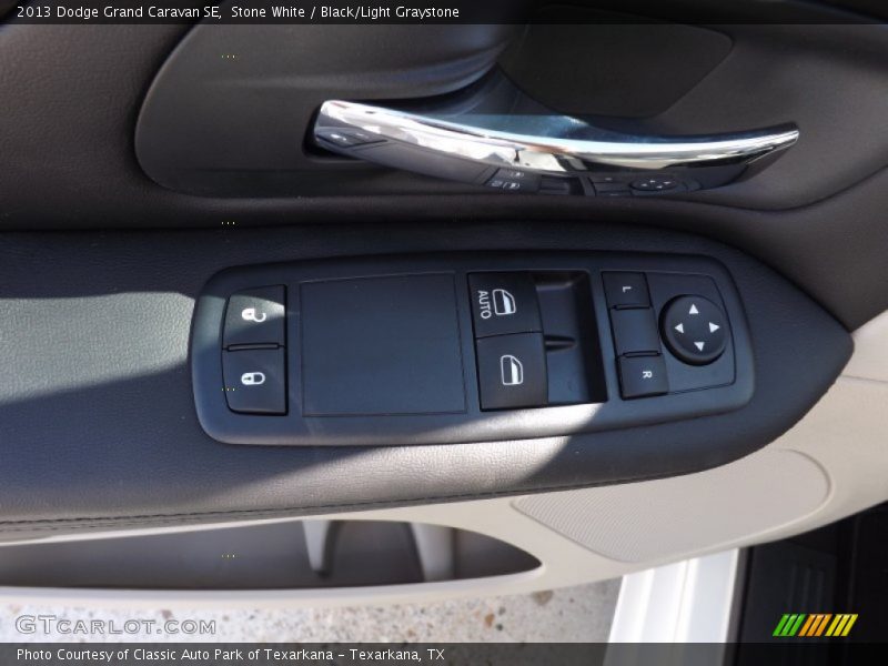 Stone White / Black/Light Graystone 2013 Dodge Grand Caravan SE