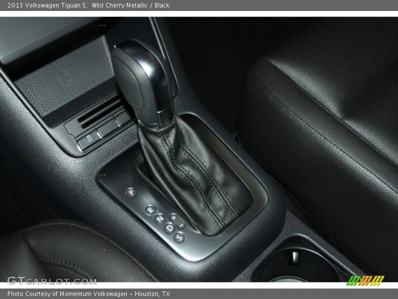 Wild Cherry Metallic / Black 2013 Volkswagen Tiguan S