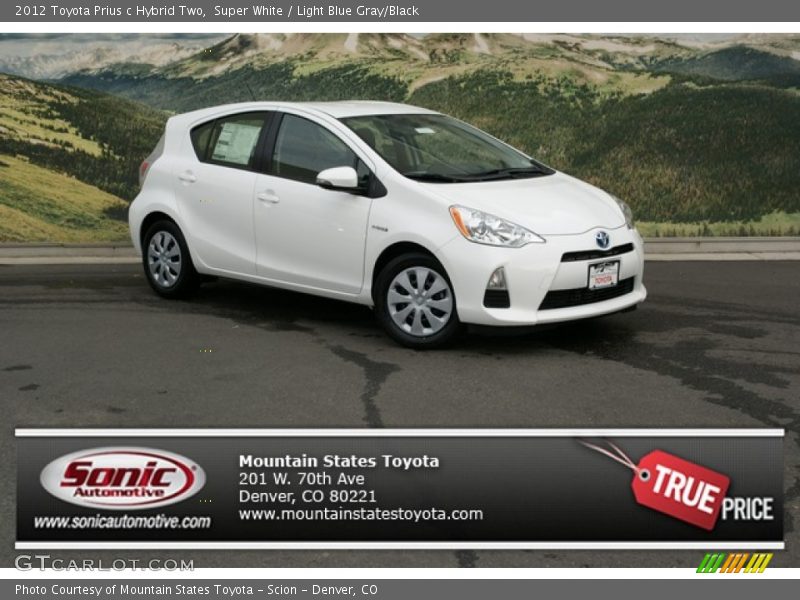 Super White / Light Blue Gray/Black 2012 Toyota Prius c Hybrid Two