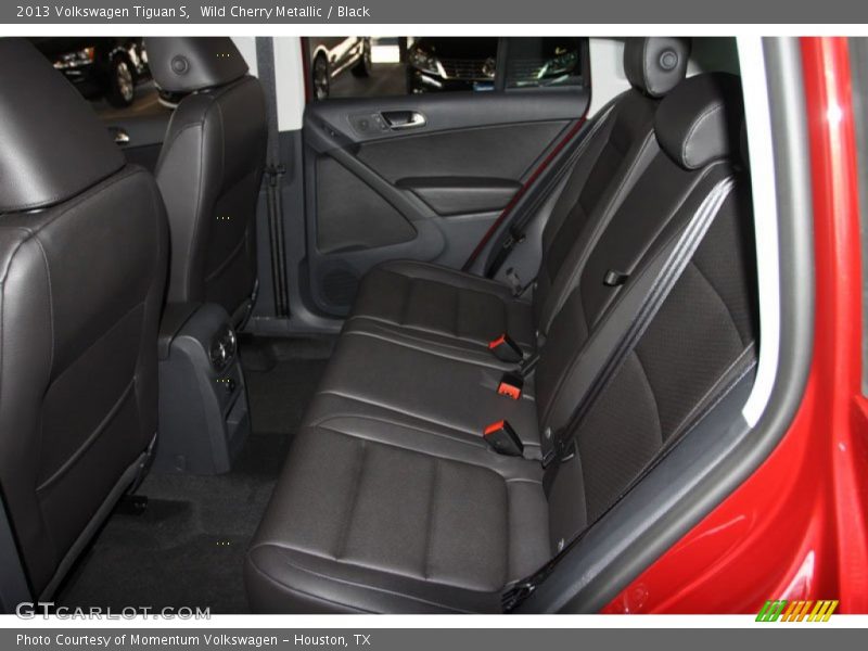 Wild Cherry Metallic / Black 2013 Volkswagen Tiguan S