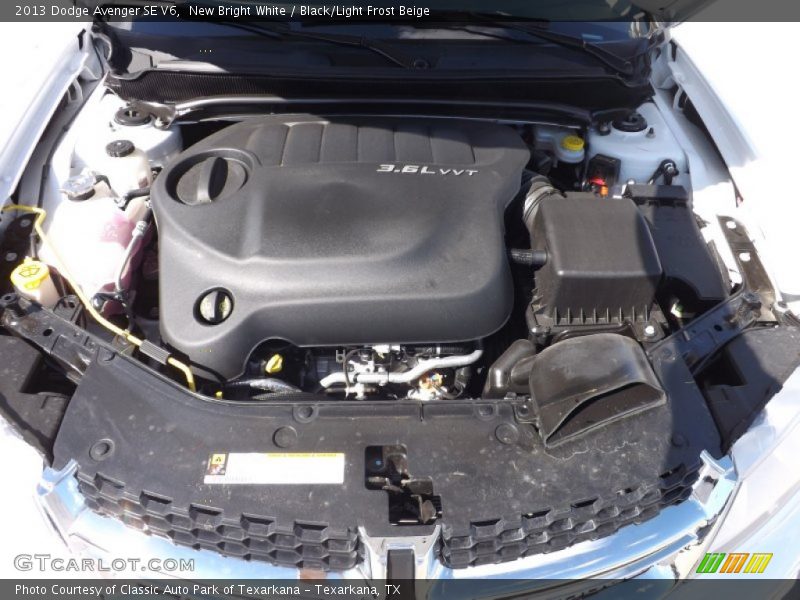 New Bright White / Black/Light Frost Beige 2013 Dodge Avenger SE V6