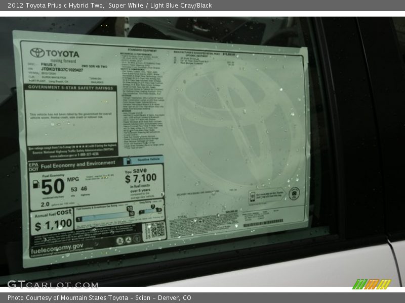 Super White / Light Blue Gray/Black 2012 Toyota Prius c Hybrid Two