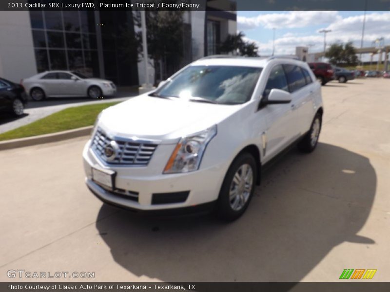 Platinum Ice Tricoat / Ebony/Ebony 2013 Cadillac SRX Luxury FWD