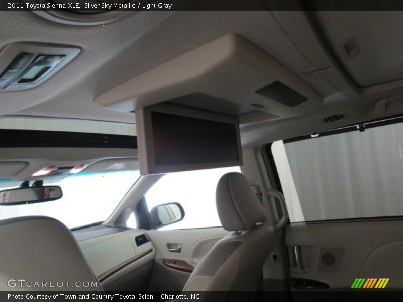 Silver Sky Metallic / Light Gray 2011 Toyota Sienna XLE
