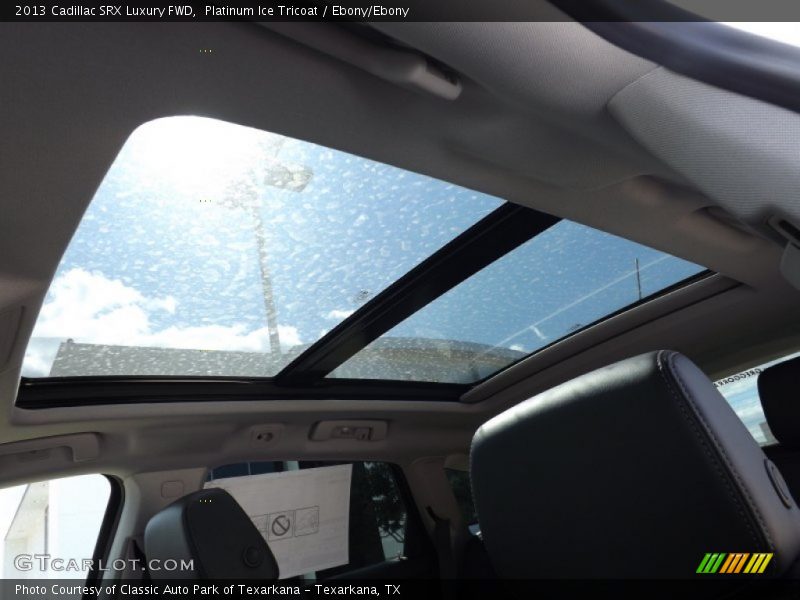 Platinum Ice Tricoat / Ebony/Ebony 2013 Cadillac SRX Luxury FWD