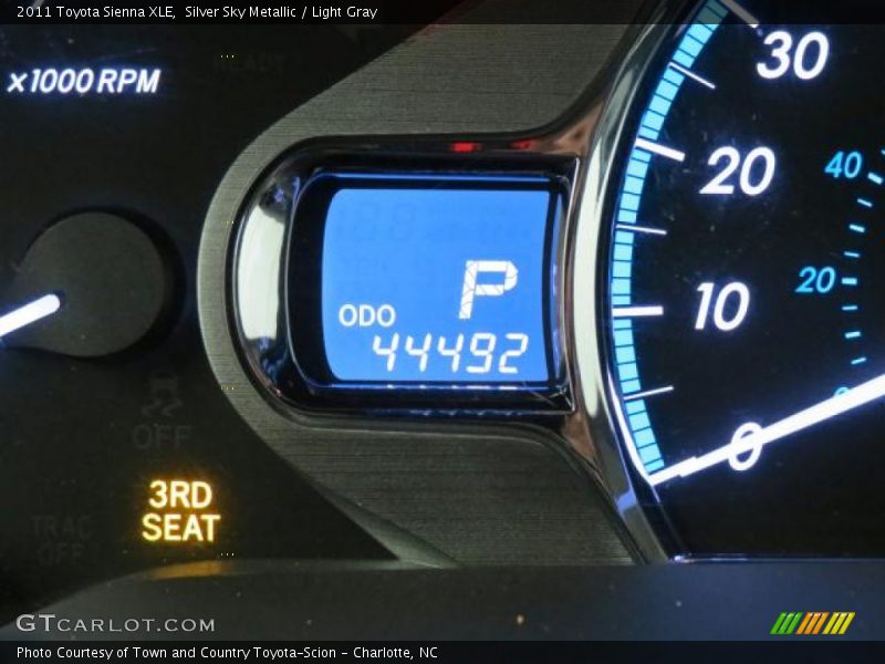 Silver Sky Metallic / Light Gray 2011 Toyota Sienna XLE