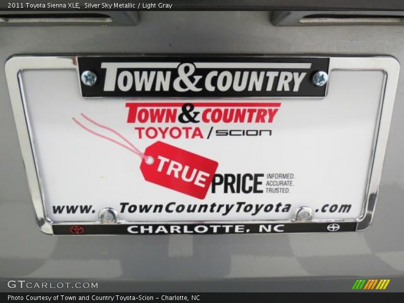 Silver Sky Metallic / Light Gray 2011 Toyota Sienna XLE
