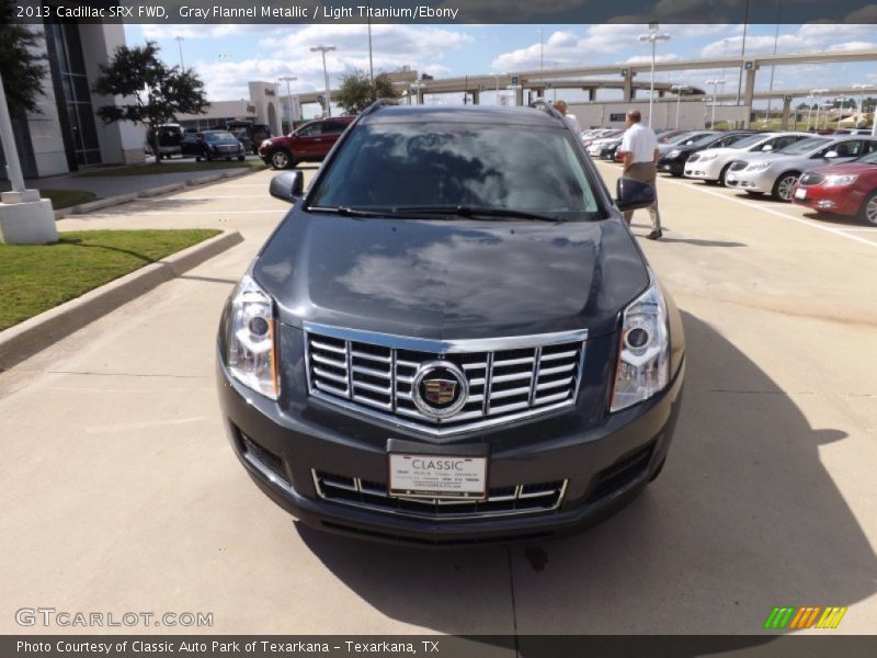 Gray Flannel Metallic / Light Titanium/Ebony 2013 Cadillac SRX FWD