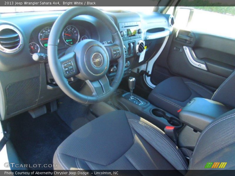 Bright White / Black 2013 Jeep Wrangler Sahara 4x4